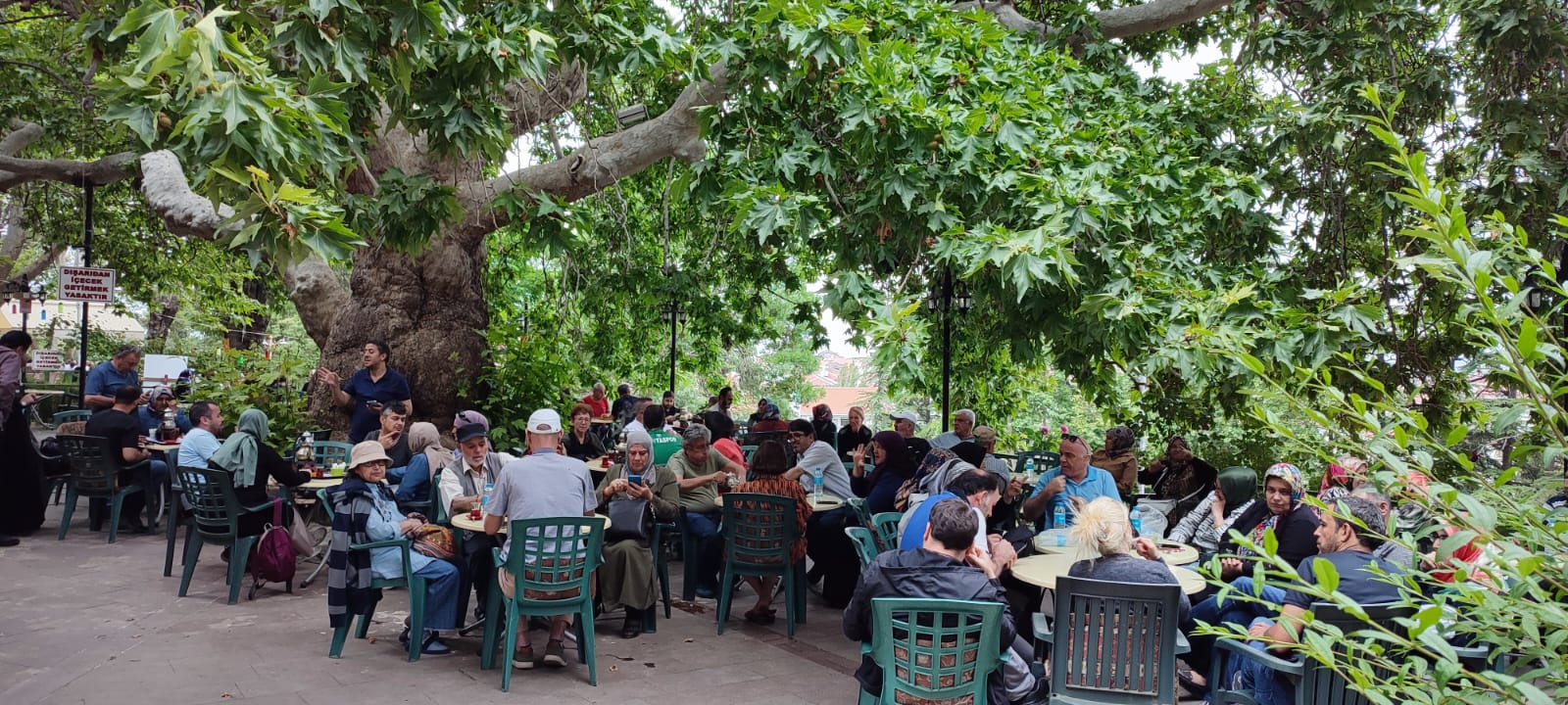 KONYA BÜYÜKŞEHİR’DEN İŞİTME ENGELLİLER İÇİN AKŞEHİR GEZİSİ