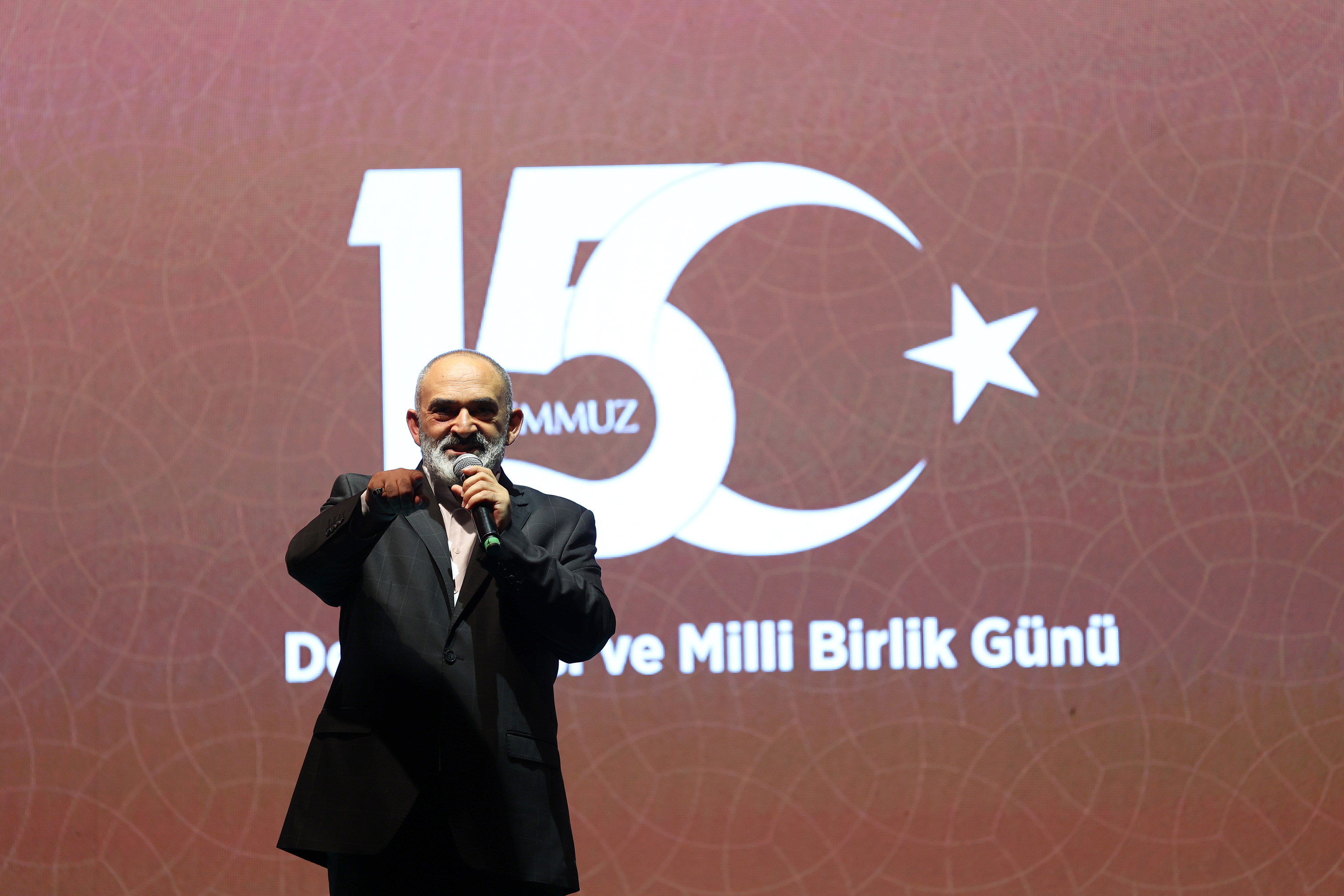BAŞKAN ALTAY: “BU TOPRAKLARIN ESARETE MAHKUM EDİLEMEYECEĞİNİ BÜTÜN CİHANA 15 TEMMUZ’DA YENİDEN İSPAT ETTİK”