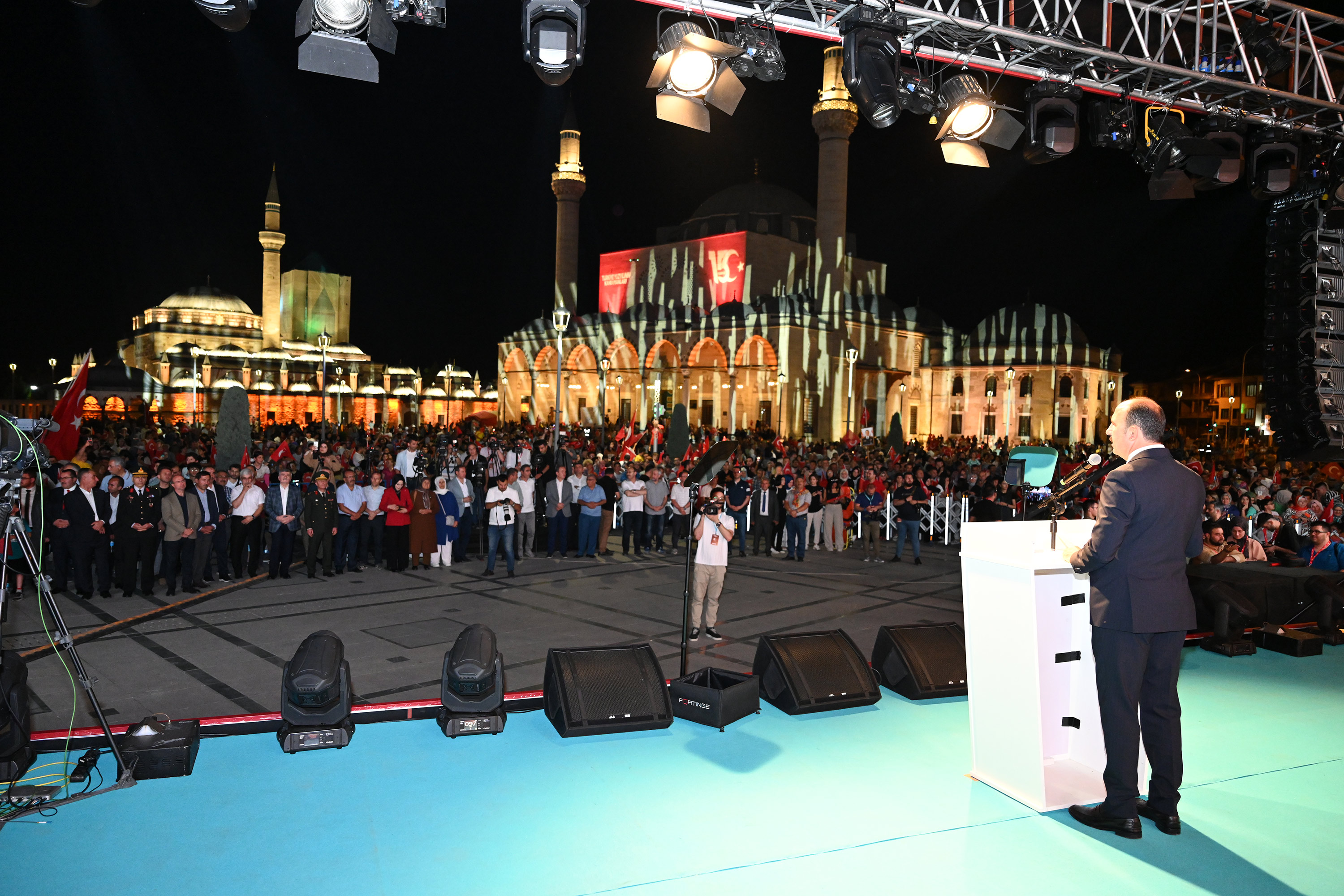 BAŞKAN ALTAY: “BU TOPRAKLARIN ESARETE MAHKUM EDİLEMEYECEĞİNİ BÜTÜN CİHANA 15 TEMMUZ’DA YENİDEN İSPAT ETTİK”