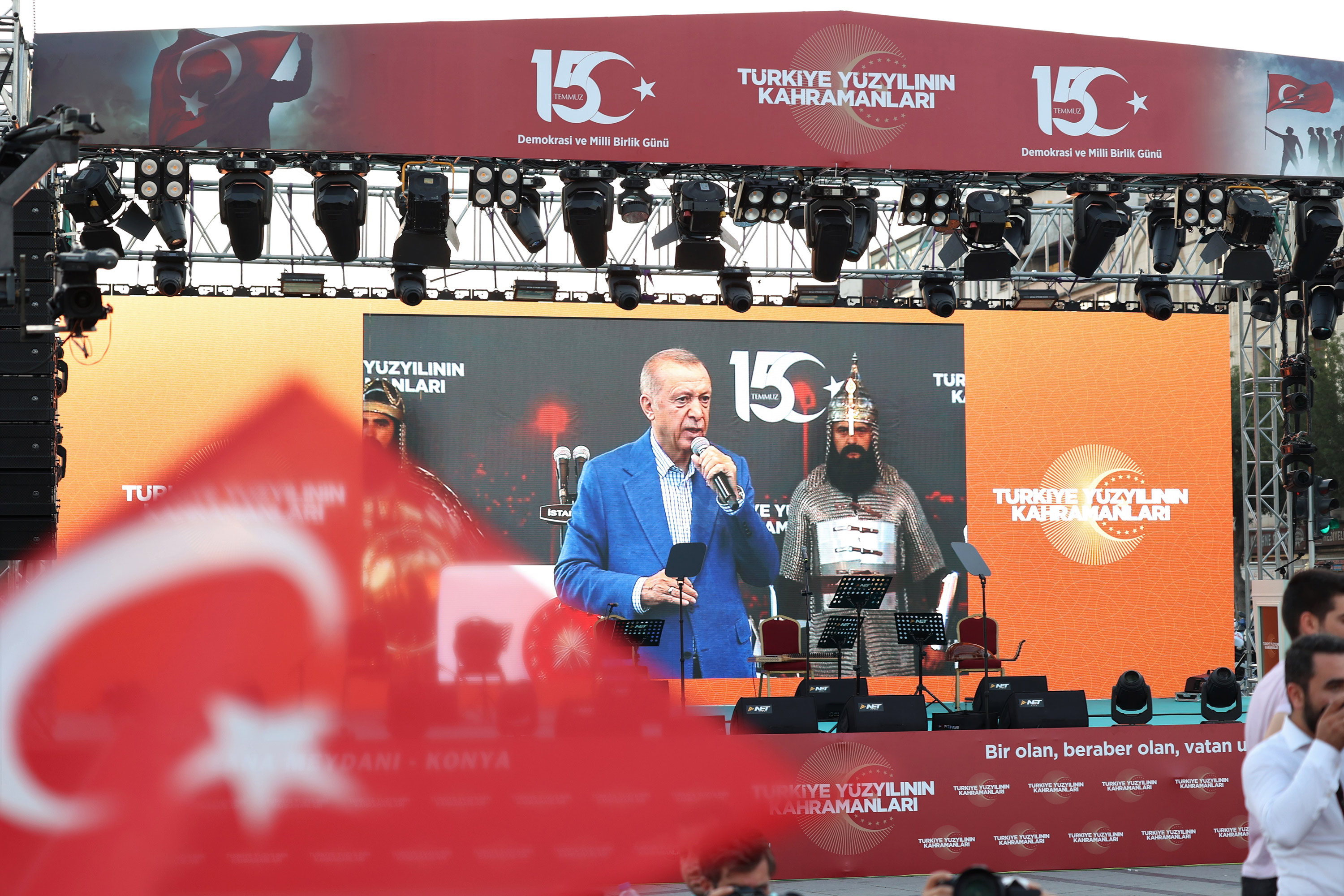 BAŞKAN ALTAY: “BU TOPRAKLARIN ESARETE MAHKUM EDİLEMEYECEĞİNİ BÜTÜN CİHANA 15 TEMMUZ’DA YENİDEN İSPAT ETTİK”