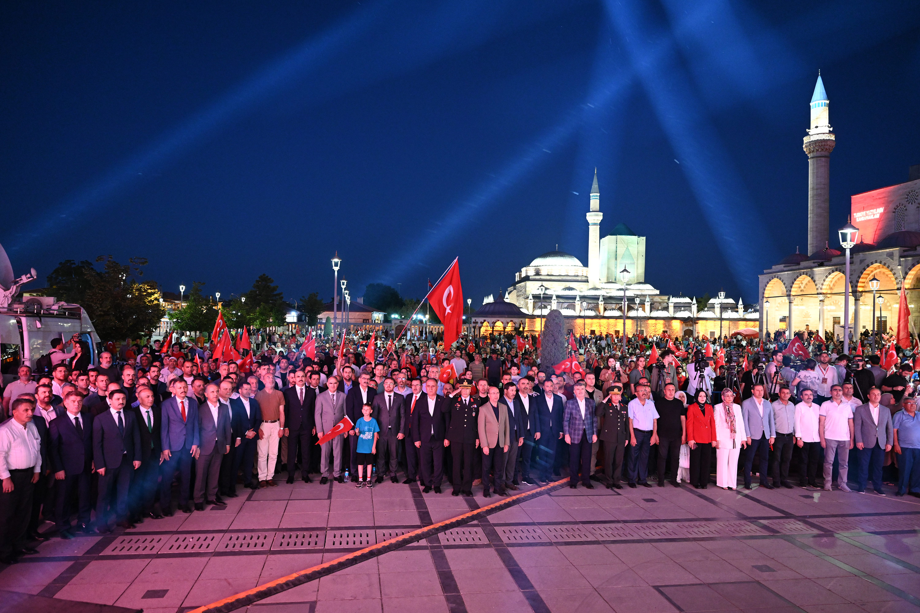 BAŞKAN ALTAY: “BU TOPRAKLARIN ESARETE MAHKUM EDİLEMEYECEĞİNİ BÜTÜN CİHANA 15 TEMMUZ’DA YENİDEN İSPAT ETTİK”