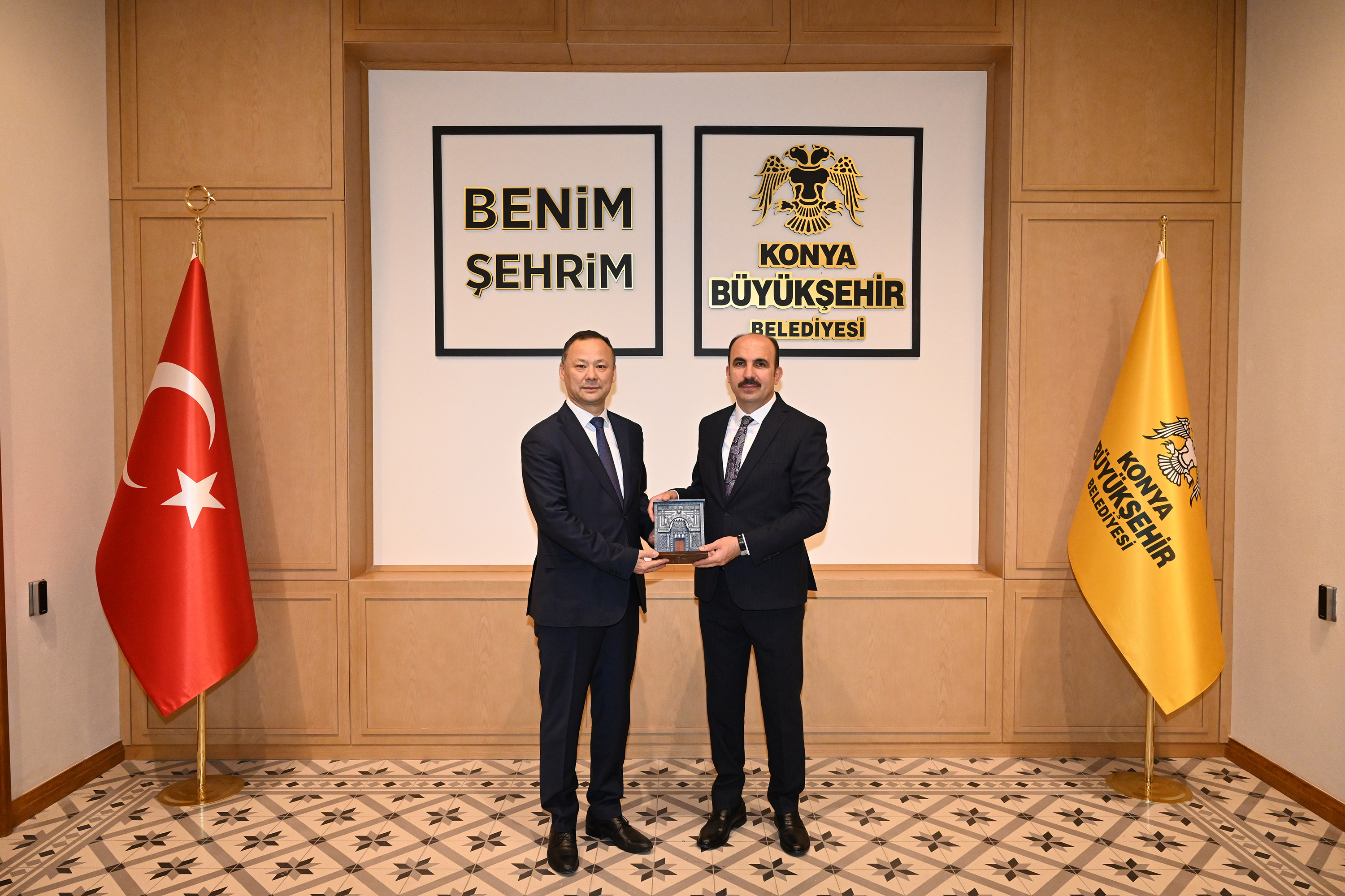BAŞKAN ALTAY: “KIRGIZİSTAN-TÜRKİYE KARDEŞLİĞİ TÜRK DÜNYASININ KARDEŞLİĞİ İÇİN ÇOK KIYMETLİ”