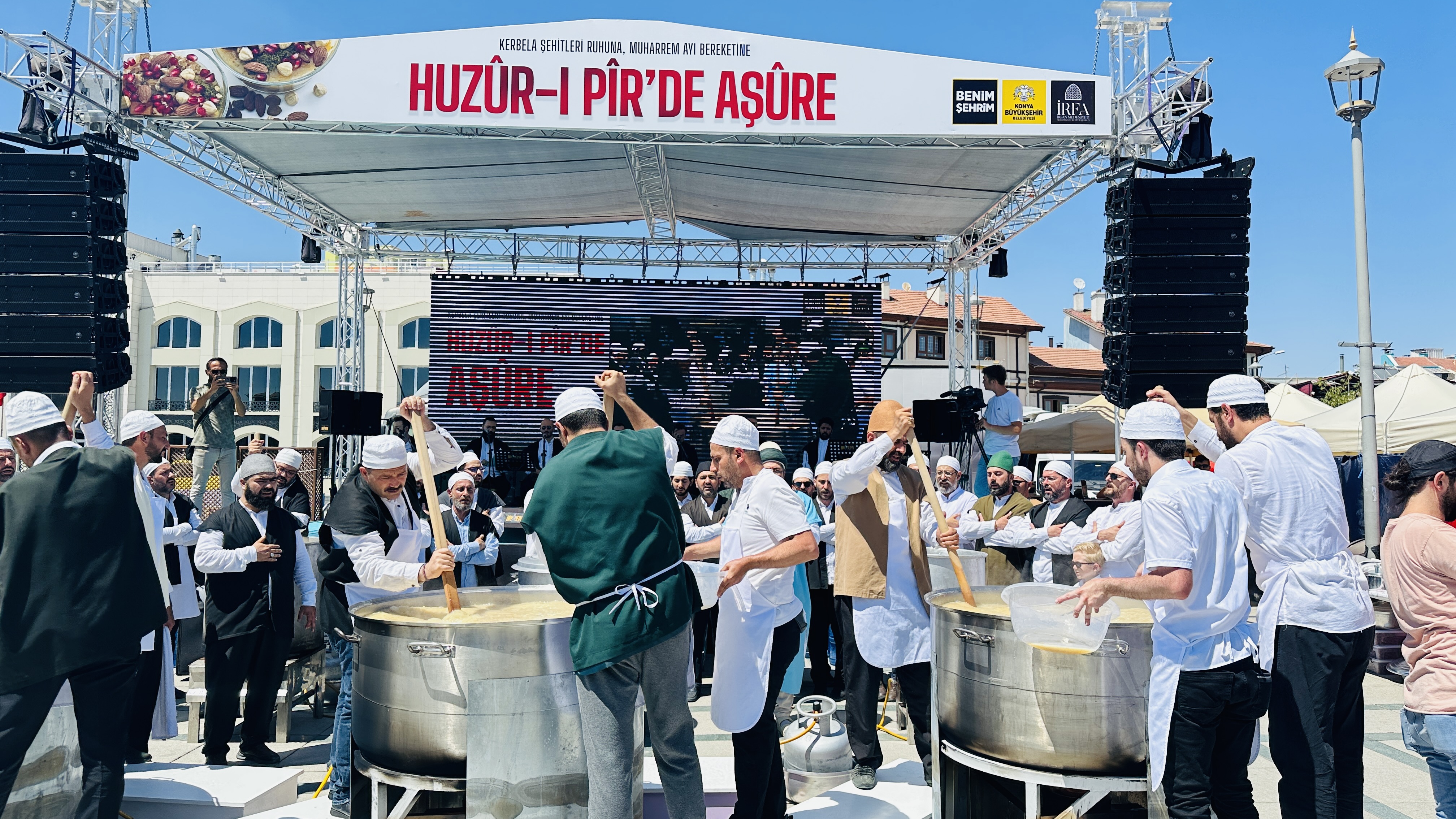 KONYA’DA AŞURE GELENEĞİ “HUZUR-I PİR’DE AŞURE” PROGRAMIYLA YAŞATILDI