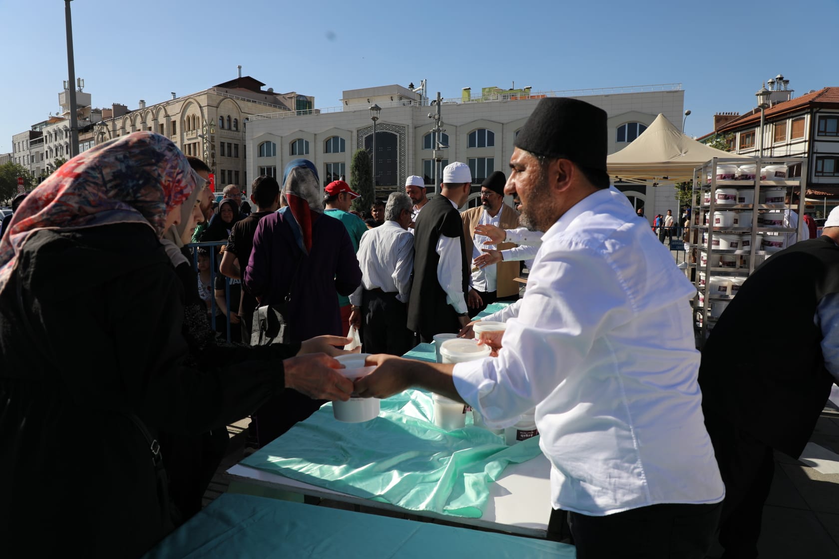 KONYA’DA AŞURE GELENEĞİ “HUZUR-I PİR’DE AŞURE” PROGRAMIYLA YAŞATILDI