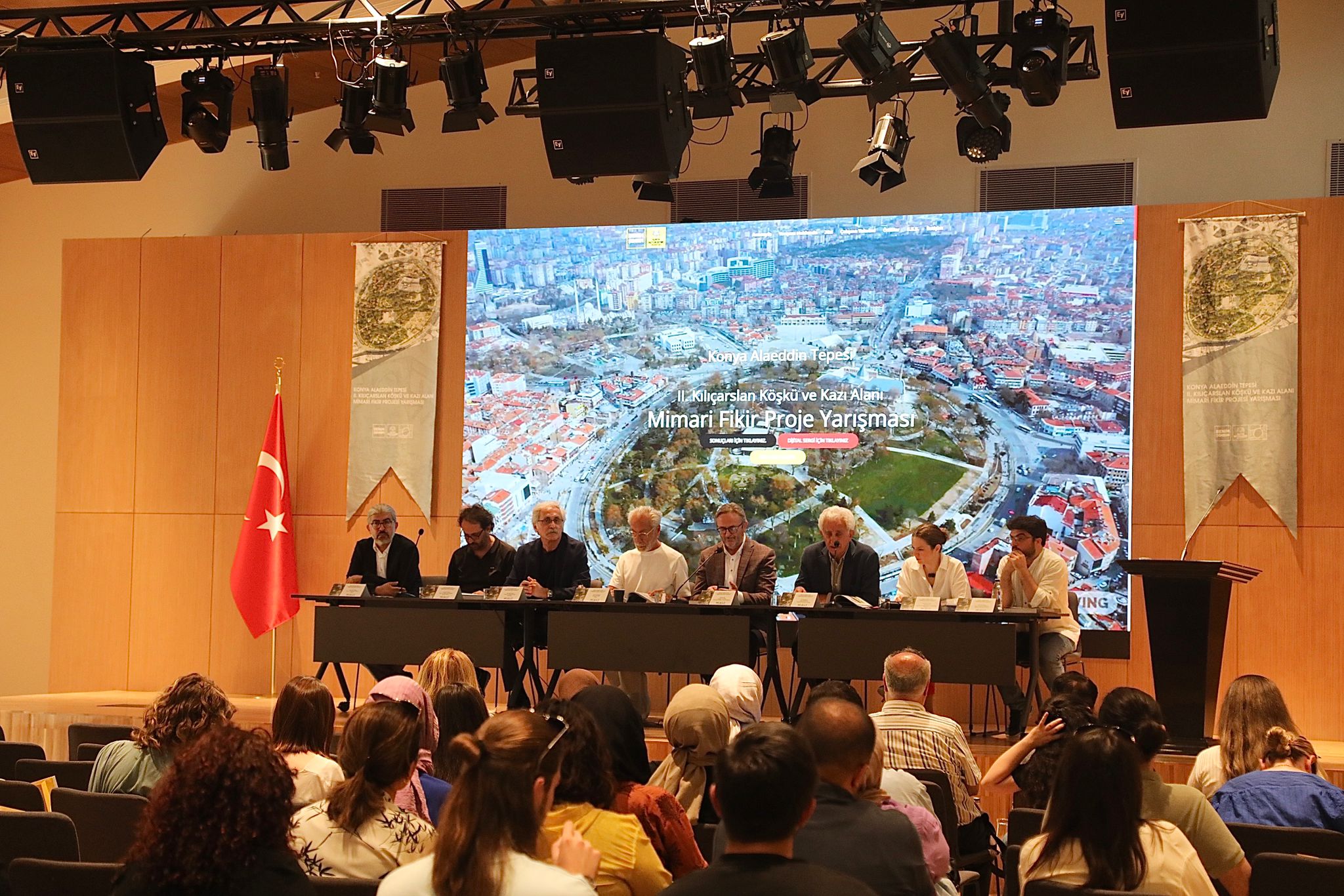 BAŞKAN ALTAY: “HEDEFİMİZ KONYA’YI TARİHİN YENİDEN YÜKSELDİĞİ BİR ŞEHİR HALİNE DÖNÜŞTÜREBİLMEK”