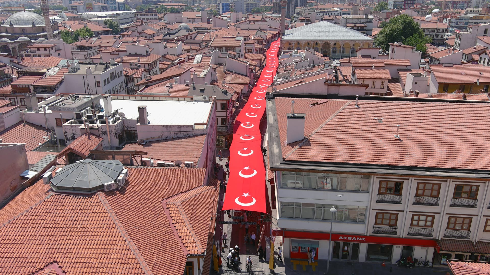 2. “TARİHİ BEDESTEN ALIŞVERİŞ GÜNLERİ” BÜYÜK COŞKUYLA BAŞLADI