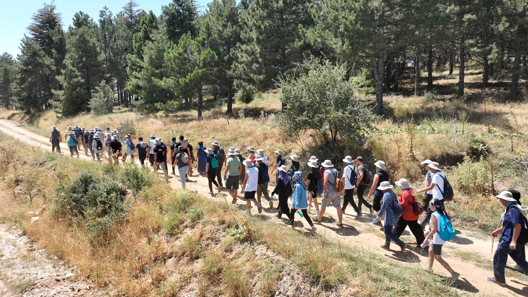 BAŞKAN ALTAY DOĞANHİSAR’DA DOĞA YÜRÜYÜŞÜNE KATILDI