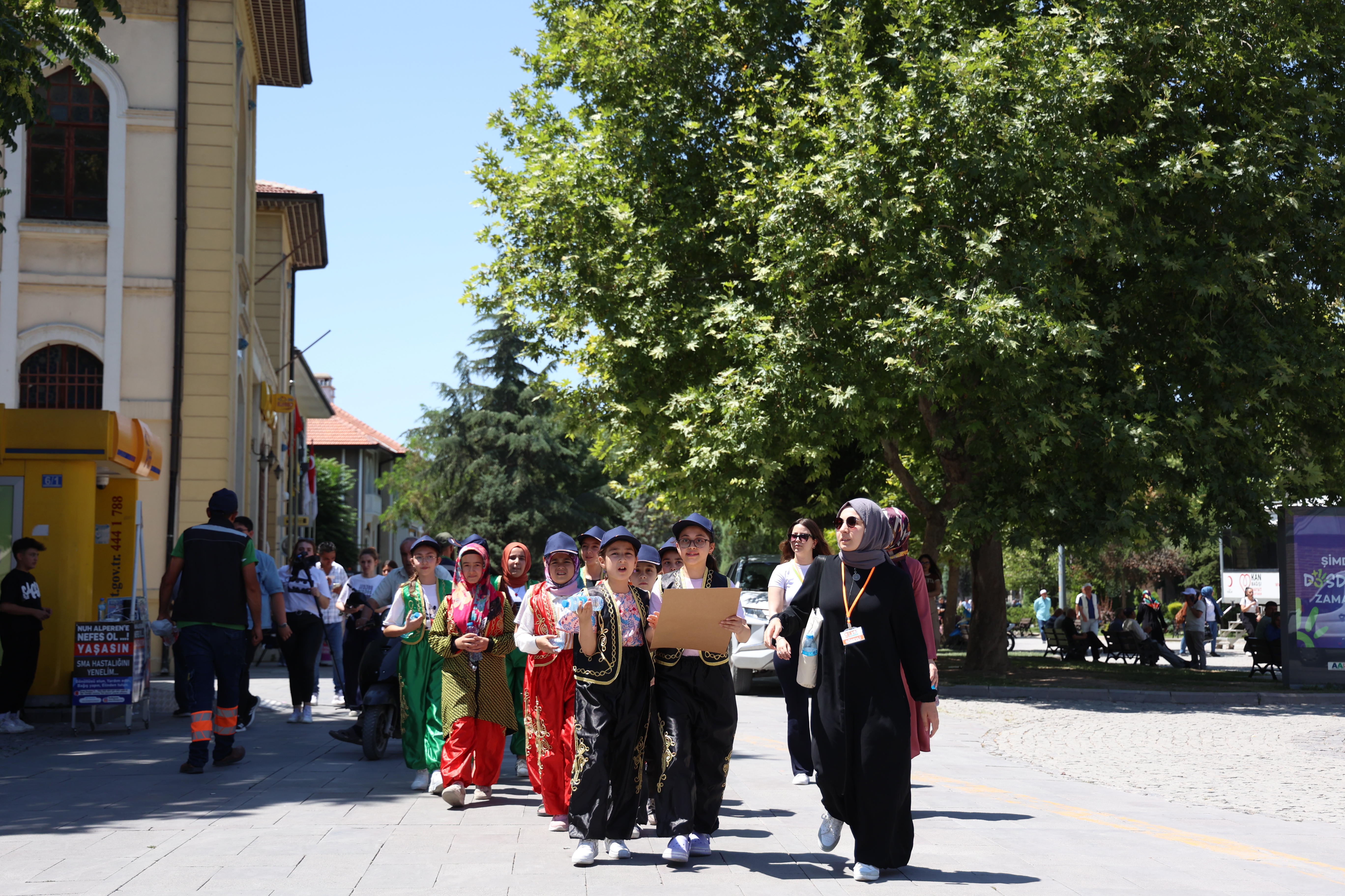 GENÇ KOMEK ÖĞRENCİLERİ KONYA’NIN TARİHİ ŞAHSİYETLERİNİ YAKINDAN TANIDI