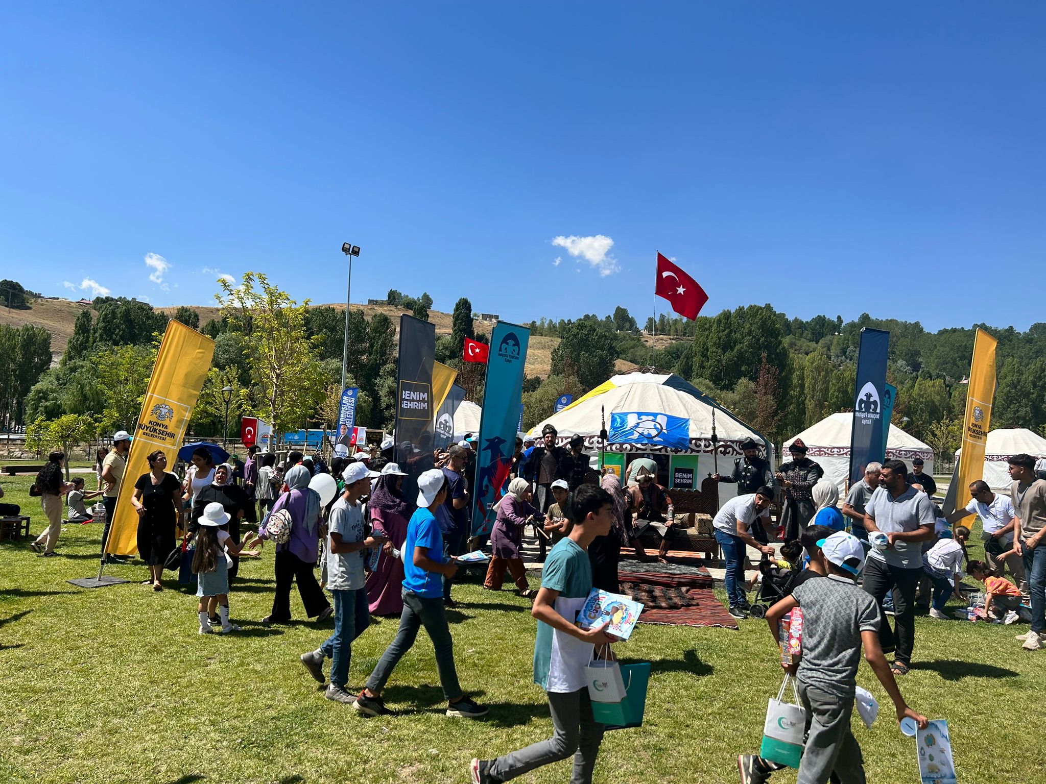 KONYA BÜYÜKŞEHİR MALAZGİRT ZAFERİ'NİN 952. YIL DÖNÜMÜ COŞKUSUNA EŞLİK EDİYOR