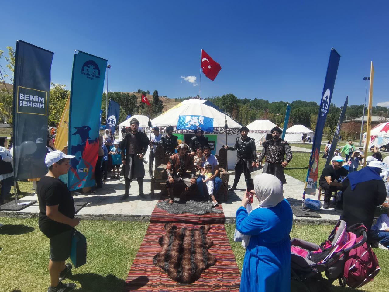 KONYA BÜYÜKŞEHİR MALAZGİRT ZAFERİ'NİN 952. YIL DÖNÜMÜ COŞKUSUNA EŞLİK EDİYOR