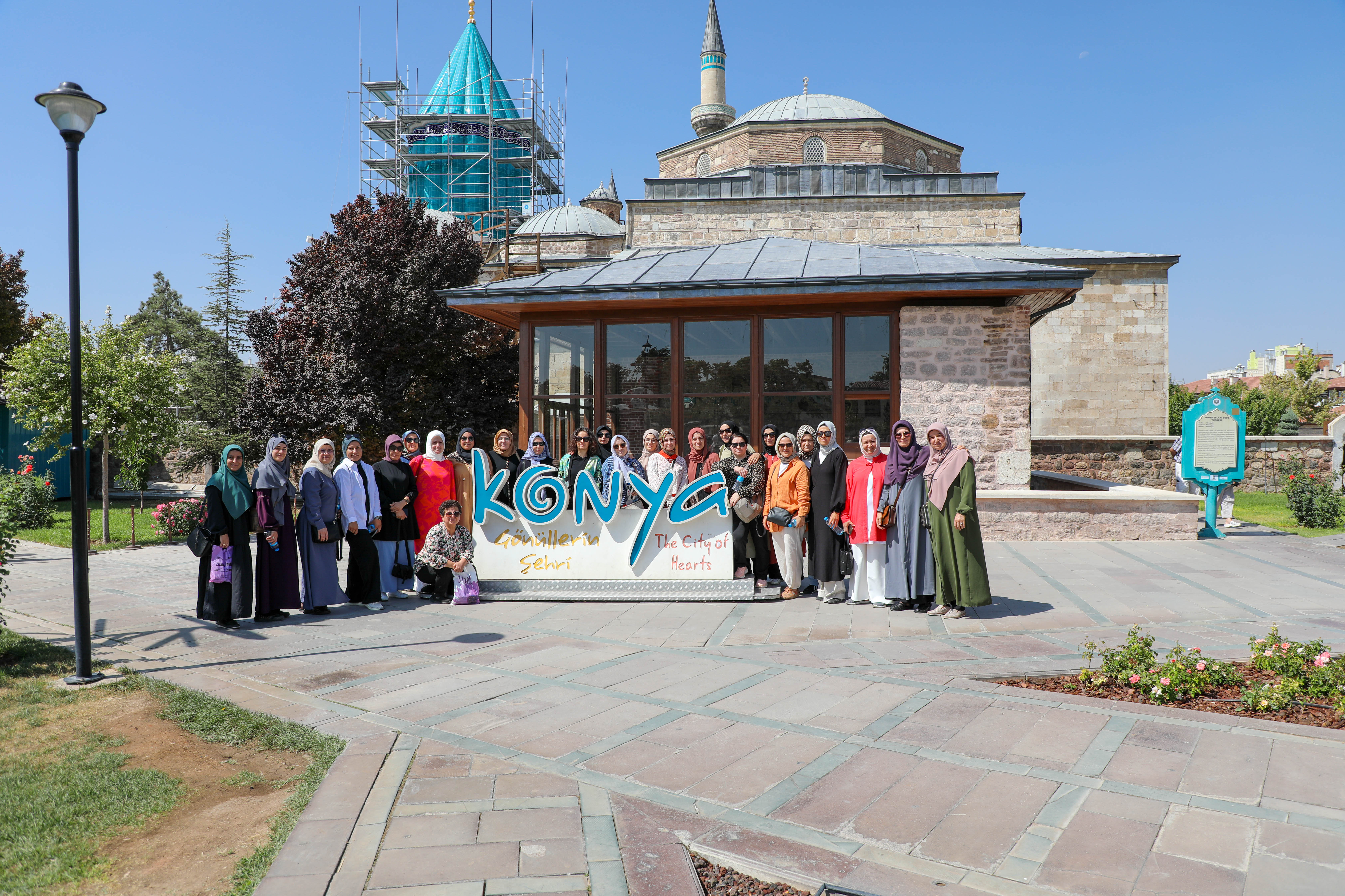 KUZEM’İN İŞİTME ENGELLİ KURSİYERLERİ KONYA’DA BULUŞTU