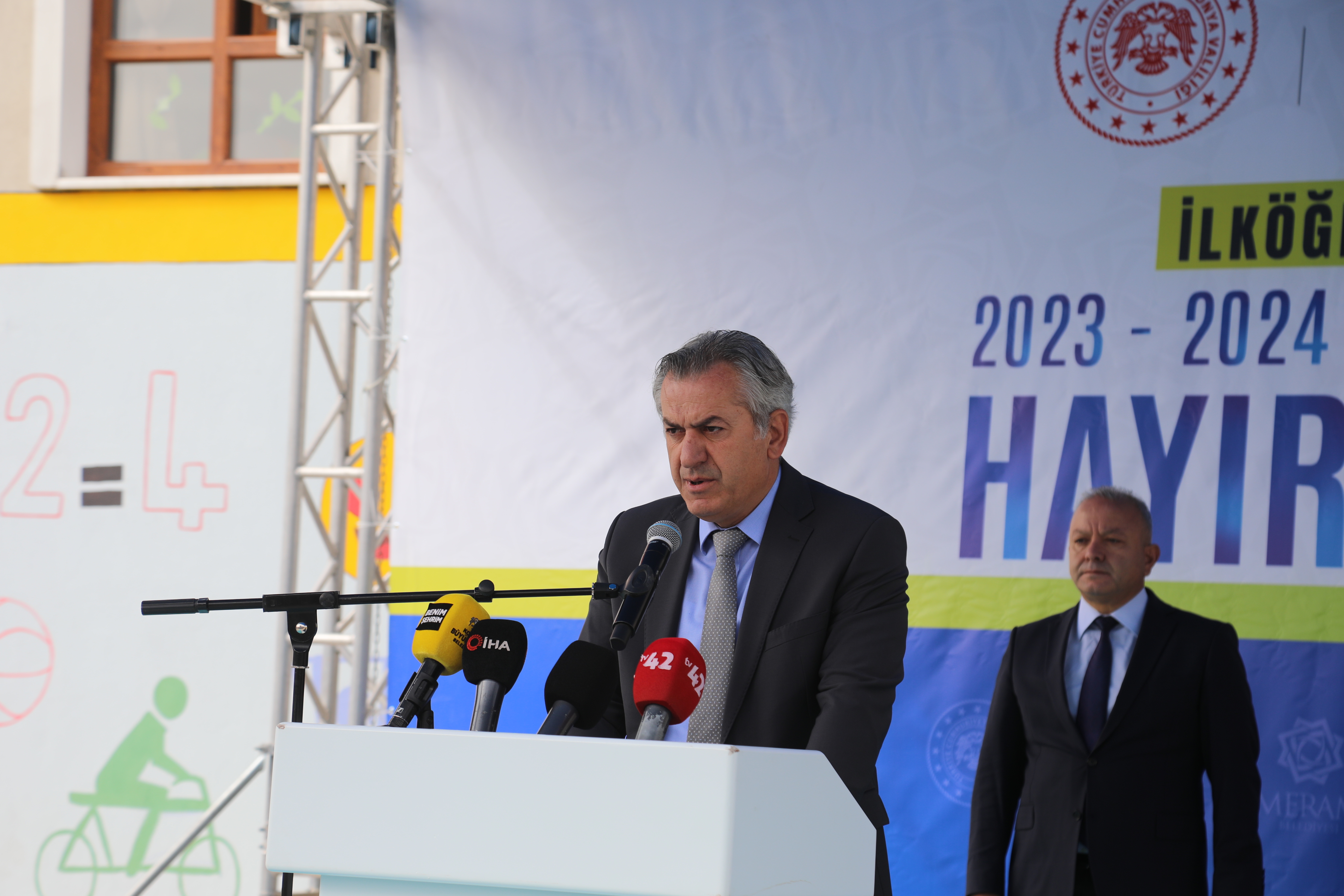 BAŞKAN ALTAY YENİ EĞİTİM-ÖĞRETİM YILI DOLAYISIYLA ÖĞRENCİLERLE BULUŞTU