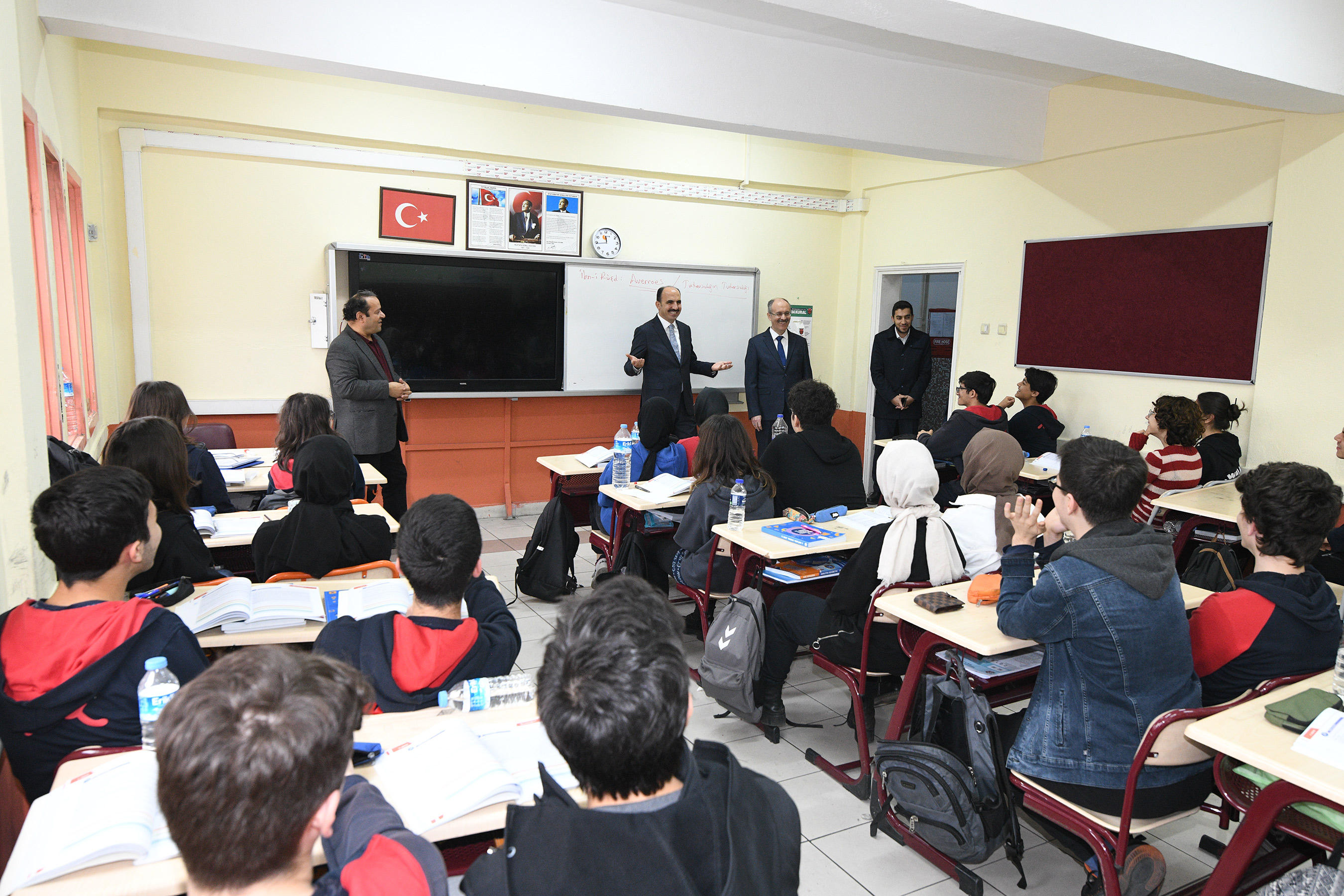 KONYA BÜYÜKŞEHİR’İN ÖĞRENCİLERE EĞİTİM DESTEĞİ BAŞVURULARI BAŞLADI