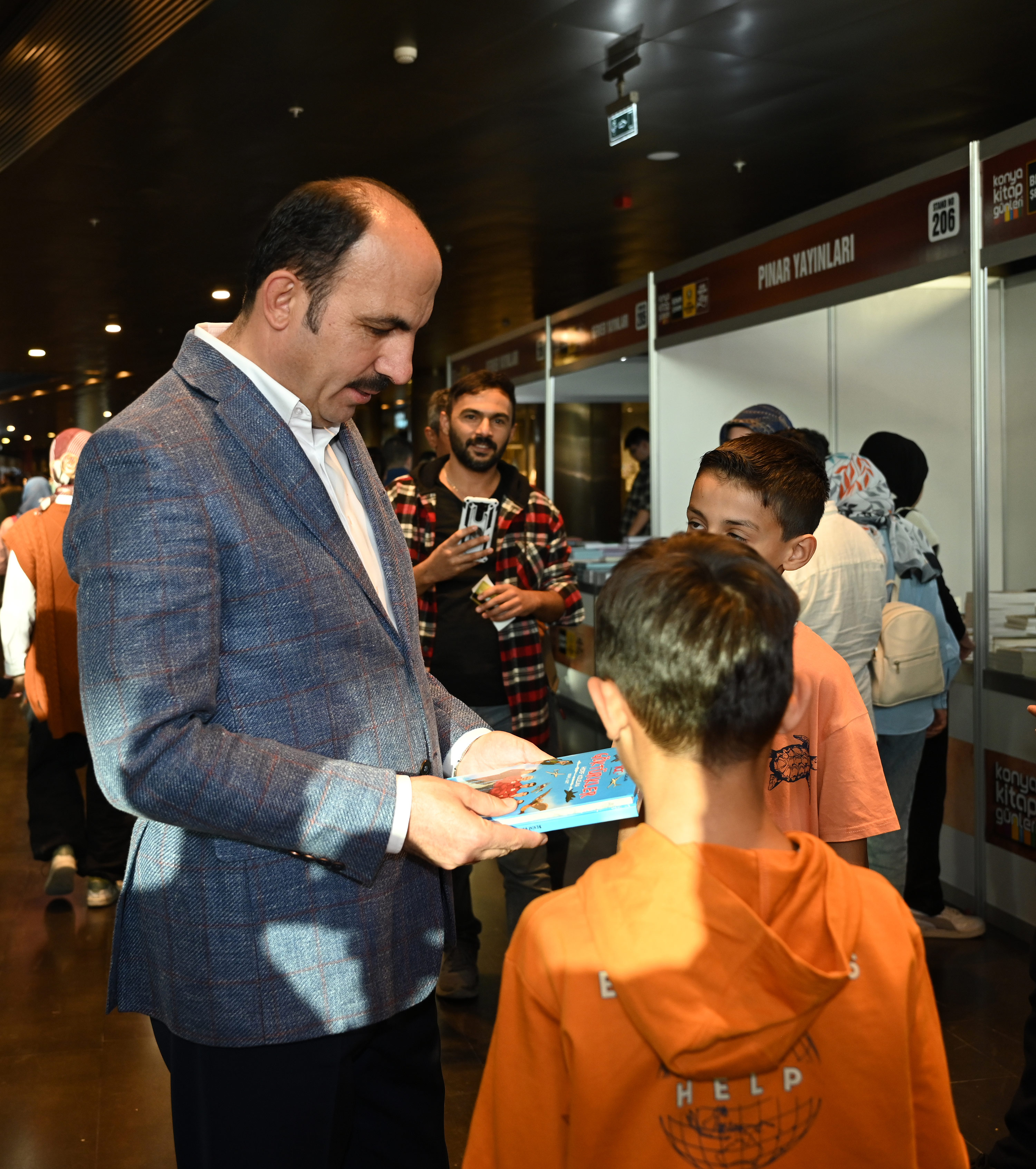 BAŞKAN ALTAY: “KİTAP GÜNLERİ SADECE KONYA’DA DEĞİL, BÖLGEDE TAKİP EDİLEN BİR ETKİNLİĞE DÖNÜŞTÜ”