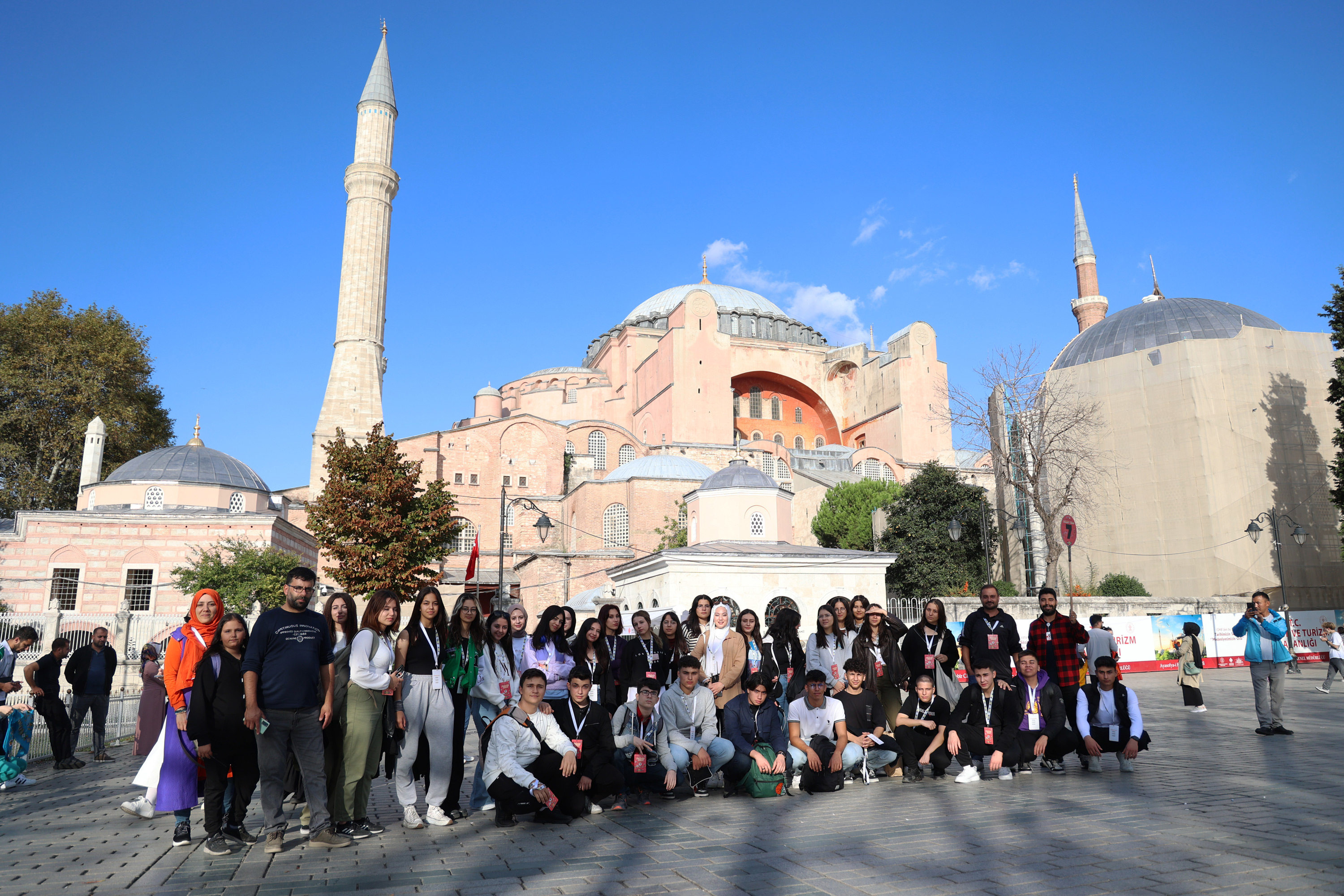 BAŞKAN ALTAY: “ÖĞRENCİLERİMİZ SELÇUKLU DARÜ’L-MÜLKÜNDEN OSMANLI PAYİTAHTINA TARİHİ BİR YOLCULUĞA ÇIKIYOR”