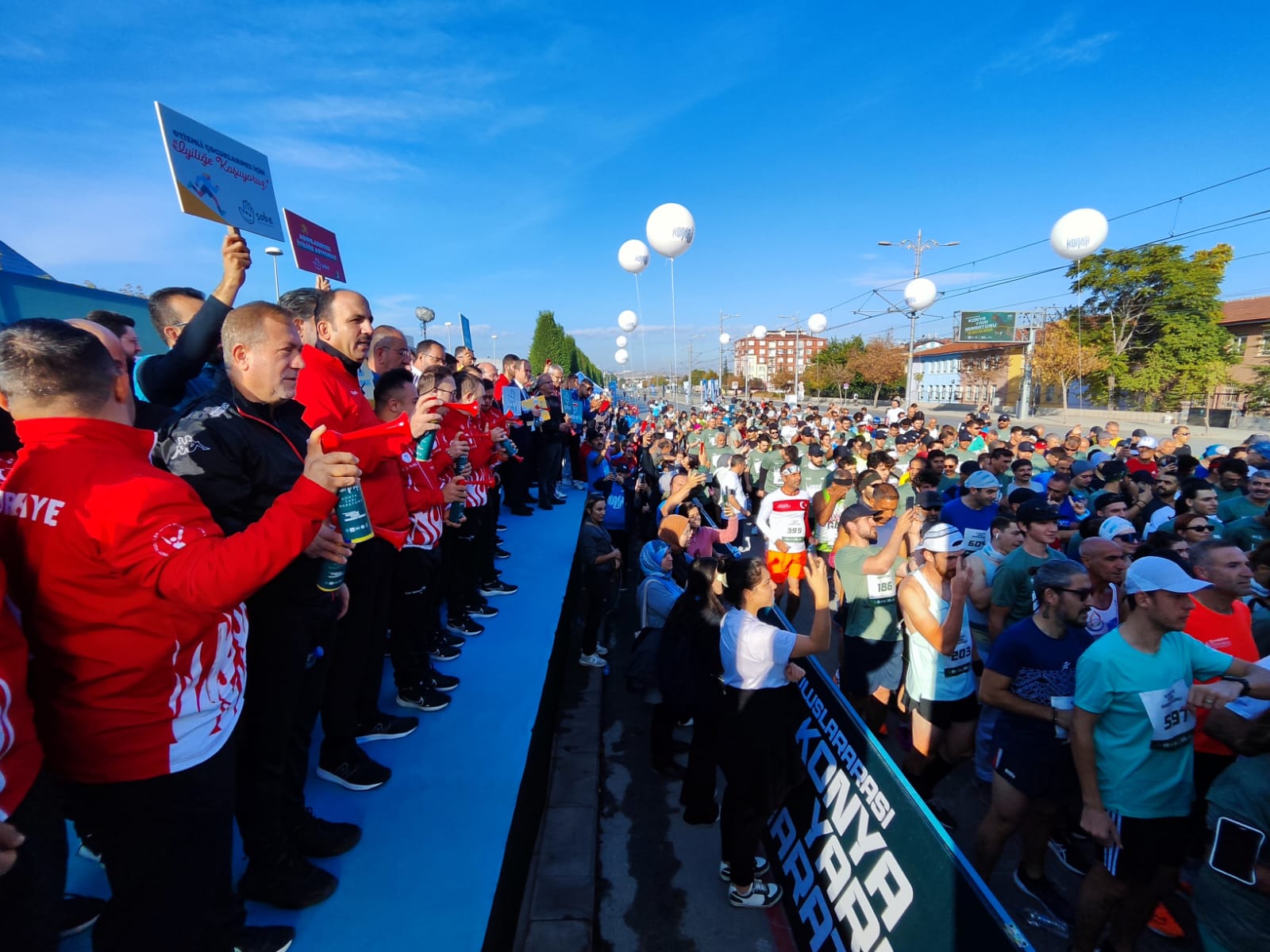 BİNLERCE SPORCU 2. ULUSLARARASI KONYA YARI MARATONU’NDA “İYİLİK” İÇİN KOŞTU