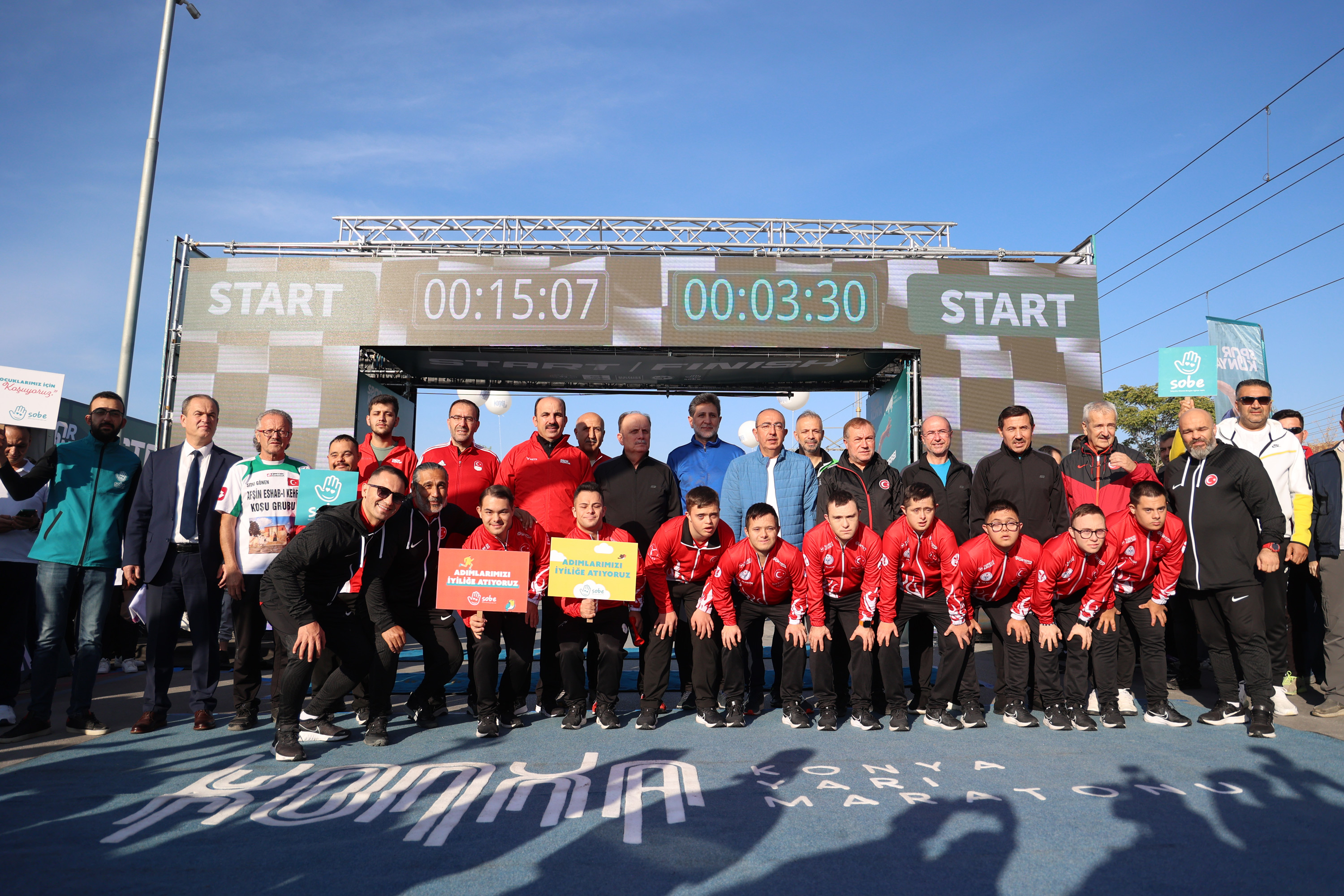 BİNLERCE SPORCU 2. ULUSLARARASI KONYA YARI MARATONU’NDA “İYİLİK” İÇİN KOŞTU