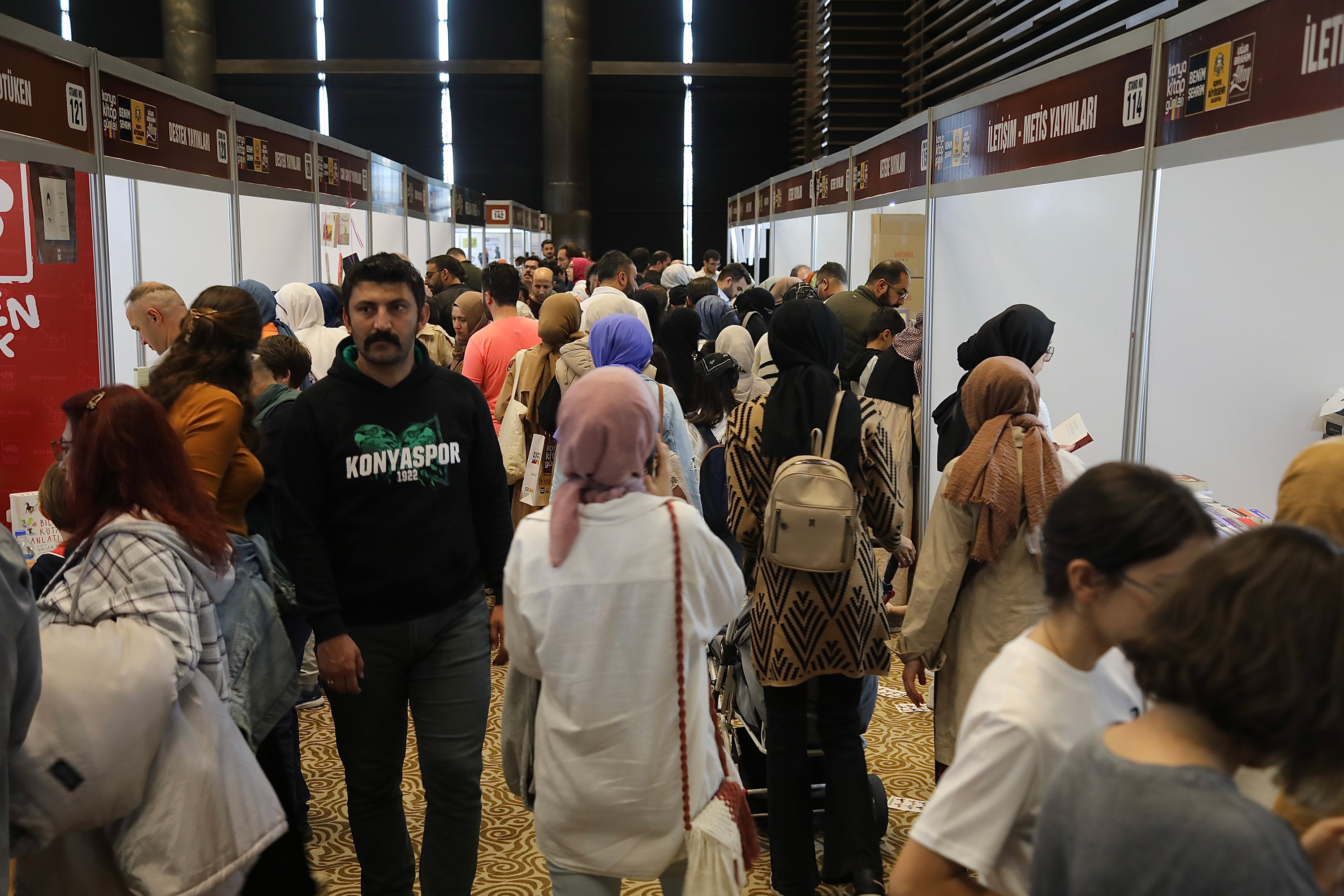 BAŞKAN ALTAY KONYA KİTAP GÜNLERİ’NE KATILAN HERKESE TEŞEKKÜR ETTİ
