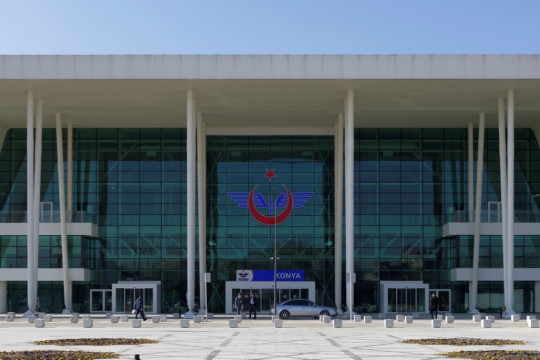 SELÇUKLU YHT GARI TANITIM OFİSİ