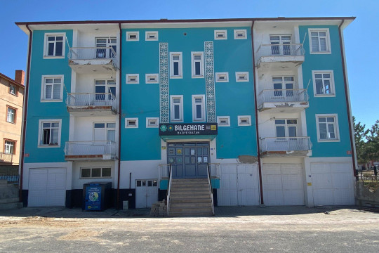 RAZİYE SULTAN (KADINHANI) BİLGEHANE