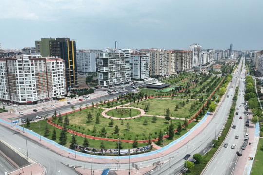 ŞEFİK CAN PARKI