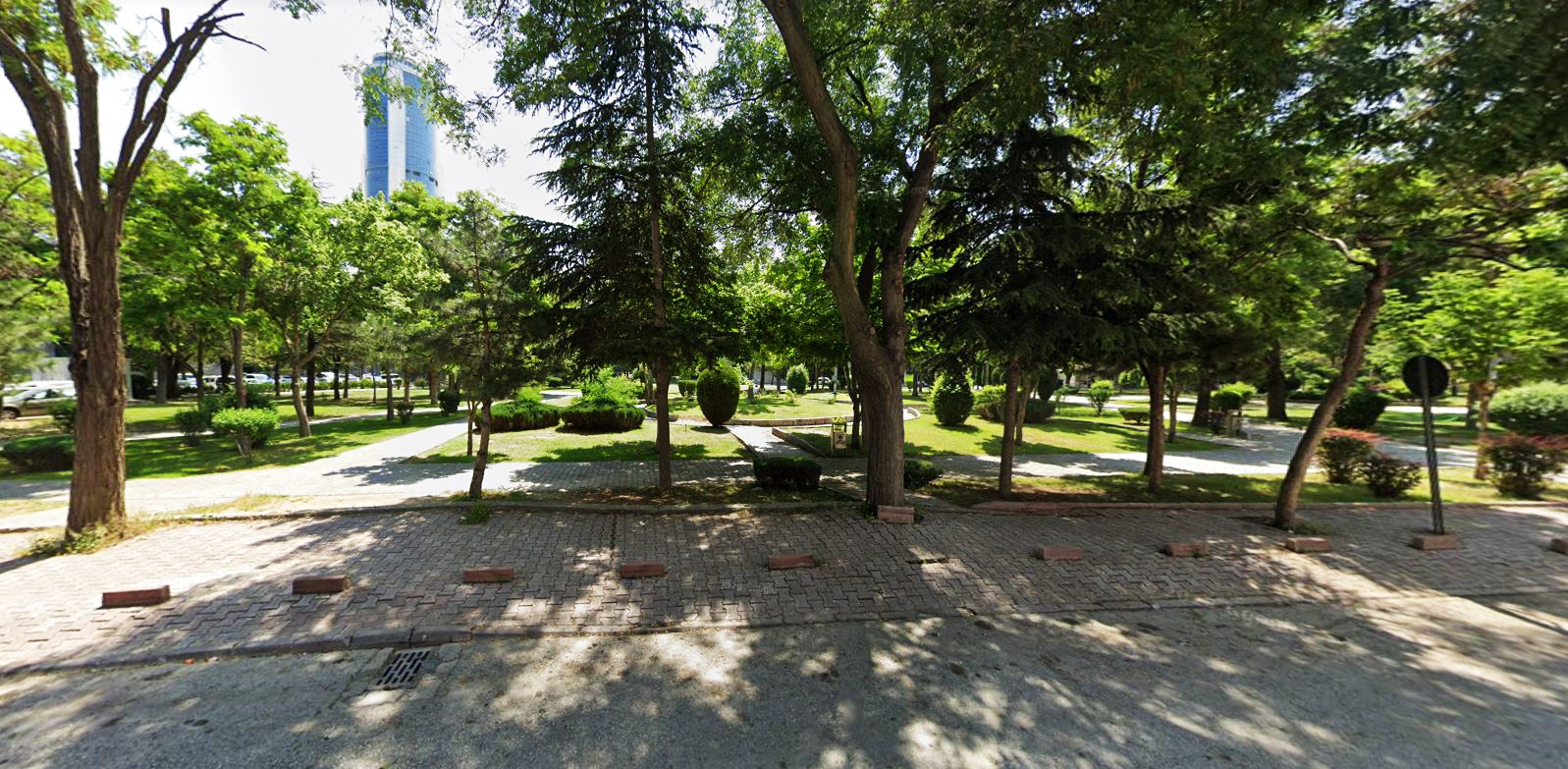 İNÖNÜ PARKI