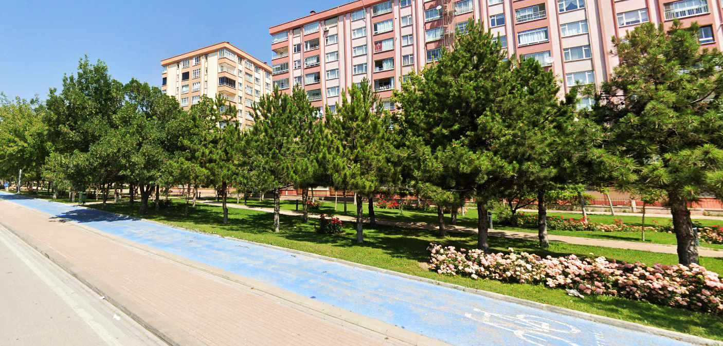 AKŞEMSETTİN PARKI