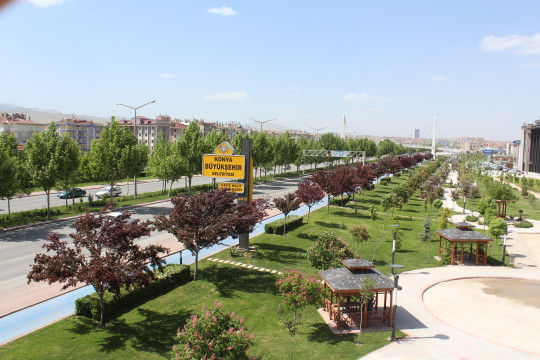 HAFIZ HALİT MULİÇ PARKI
