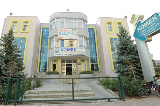 BOSNA HERSEK KOMEK