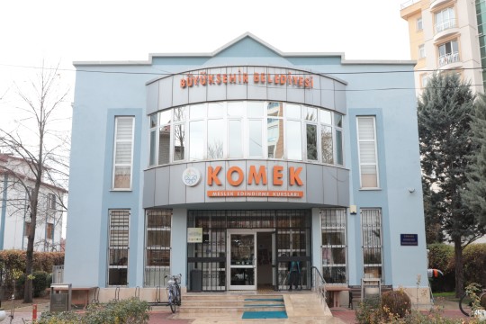 BÜYÜK AYMANAS KOMEK