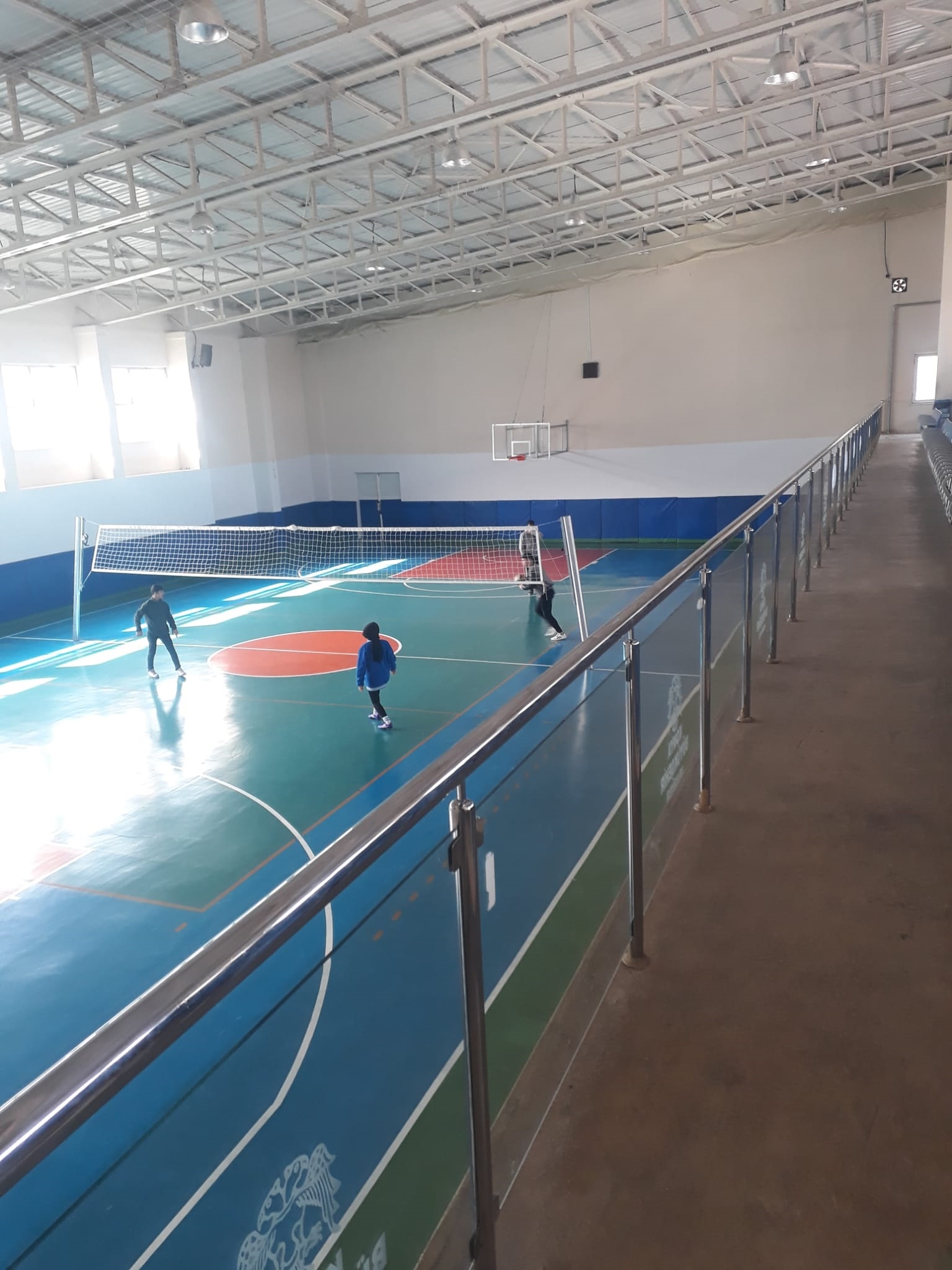 KILIÇARSLAN İMKB MESLEKİ VE TEKNİK ANADOLU LİSESİ SPOR SALONU 