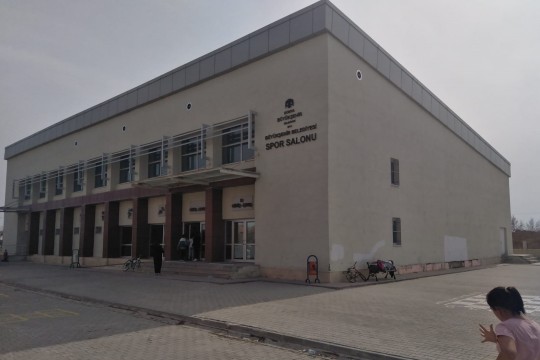 TOKİ ZİYANUR AKSUN ORTAOKULU SPOR SALONU 