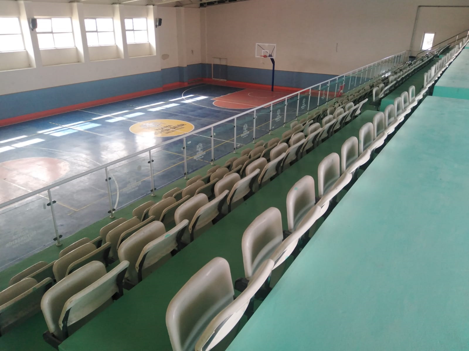 TOKİ ZİYANUR AKSUN ORTAOKULU SPOR SALONU 