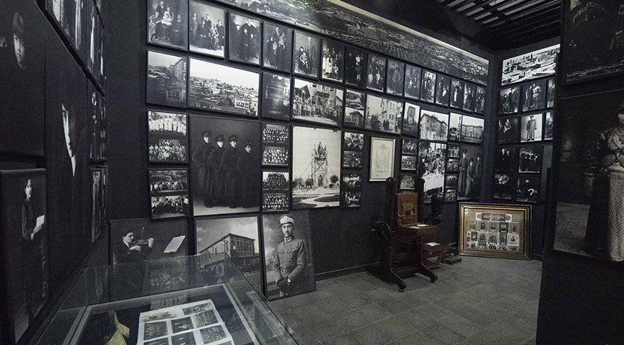 KOYUNOĞLU ŞEHİR MÜZE VE KÜTÜPHANESİ