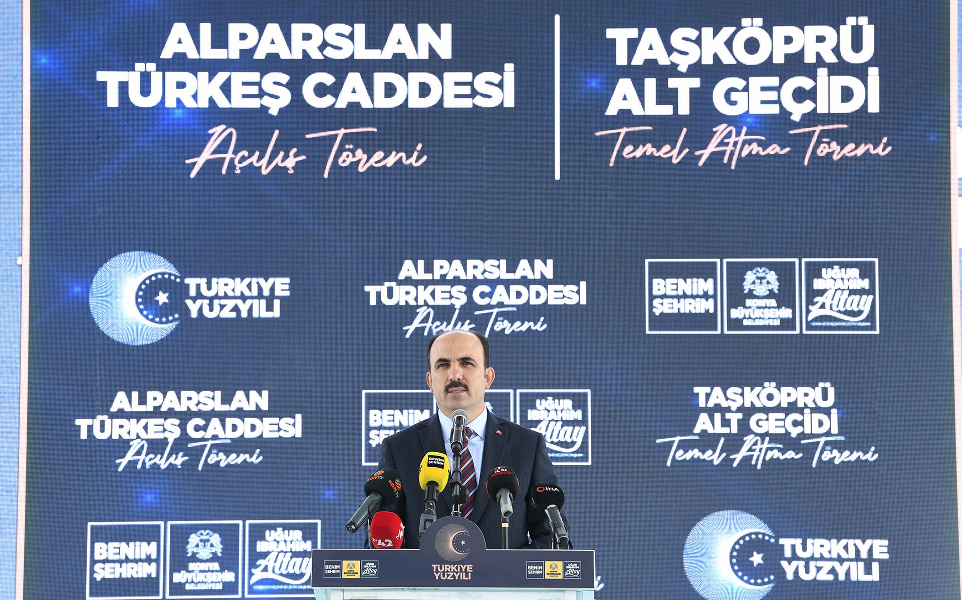 ALPARSLAN TÜRKEŞ CADDESİ