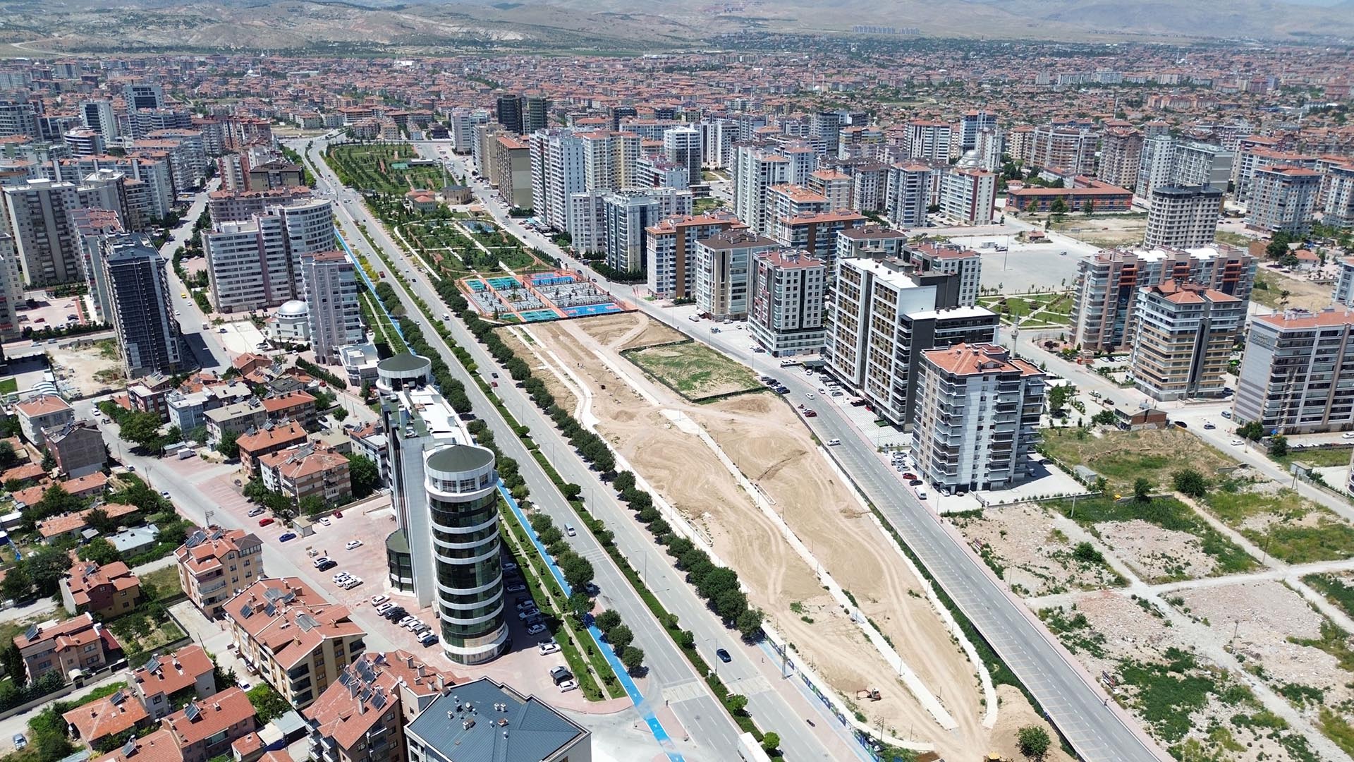 ŞEFİK CAN PARKI