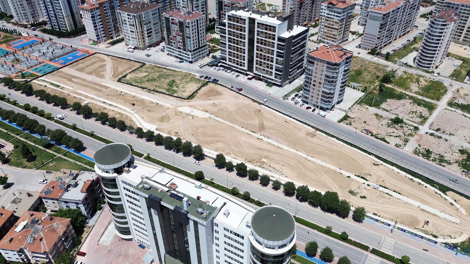 ŞEFİK CAN PARKI