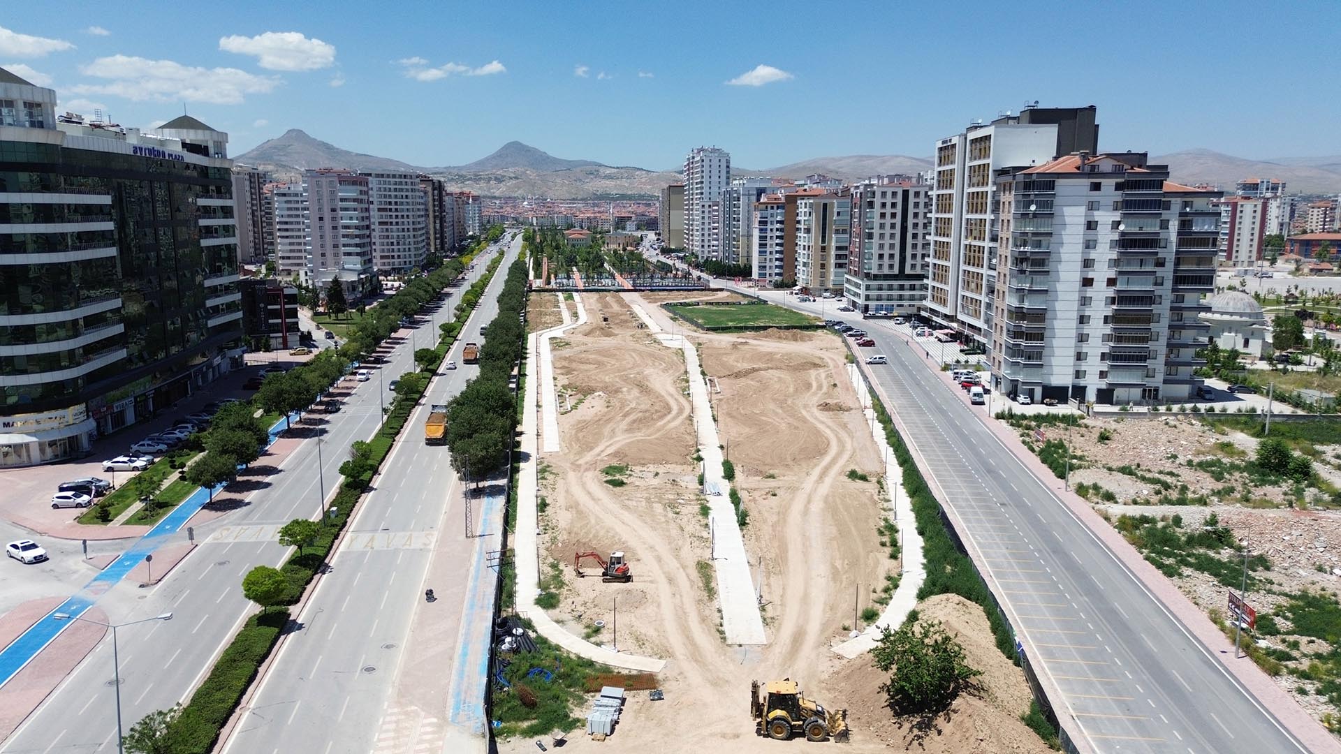 ŞEFİK CAN PARKI