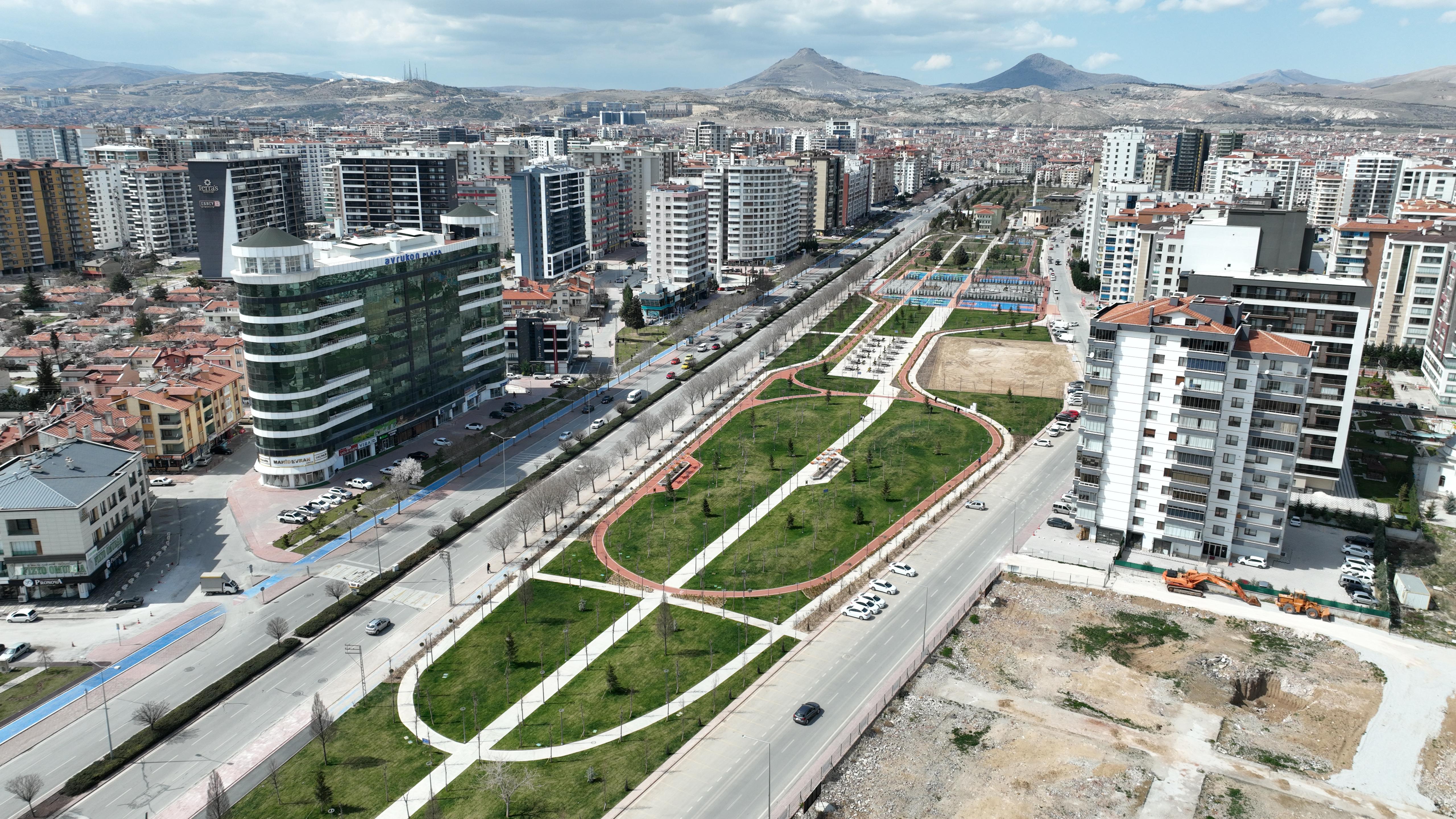 ŞEFİK CAN PARKI