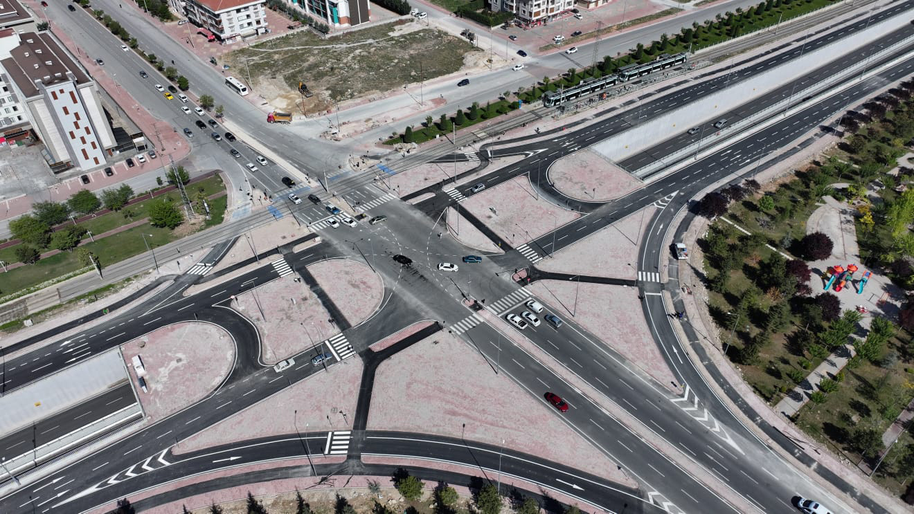 FIRAT CADDESİ KÖPRÜLÜ KAVŞAĞI