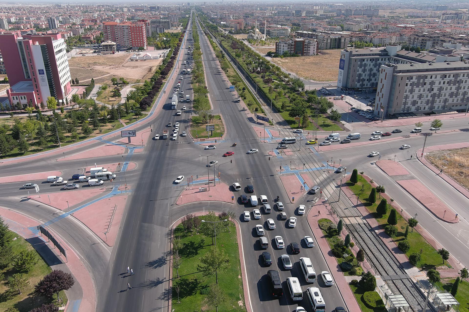 FIRAT CADDESİ KÖPRÜLÜ KAVŞAĞI