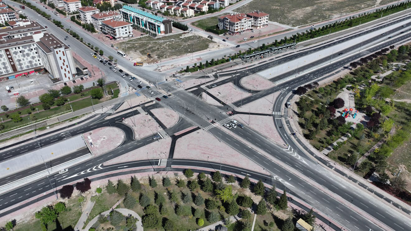 FIRAT CADDESİ KÖPRÜLÜ KAVŞAĞI