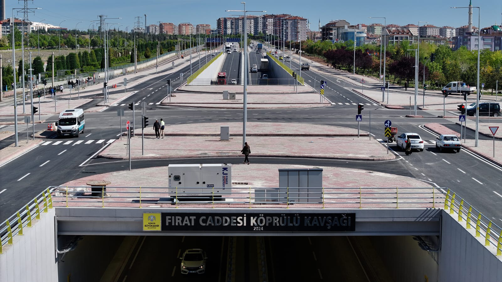 FIRAT CADDESİ KÖPRÜLÜ KAVŞAĞI