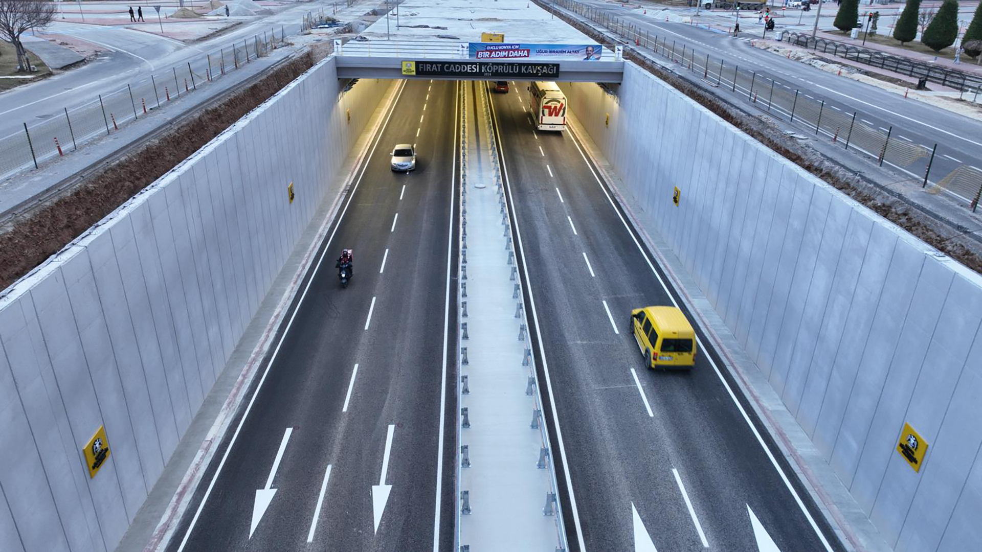 FIRAT CADDESİ KÖPRÜLÜ KAVŞAĞI
