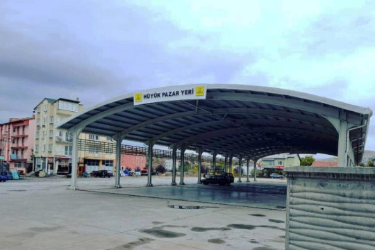 HÜYÜK KAPALI PAZAR ALANI