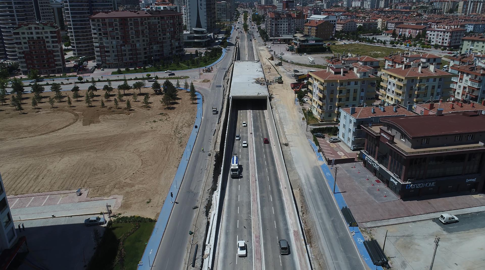 ŞEFİK CAN KÖPRÜLÜ KAVŞAĞI