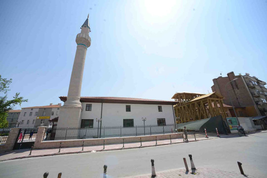 KADI İZZETİN CAMİİ RESTORASYONU