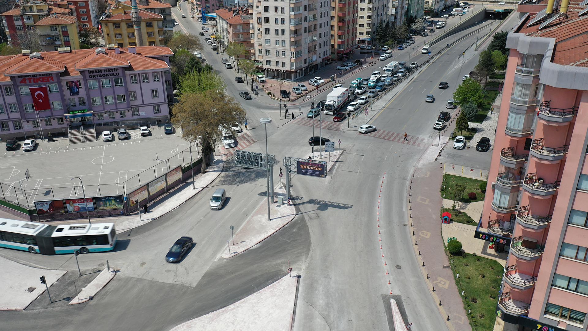 İHSANİYE KAVŞAĞI