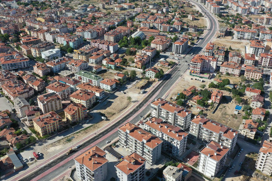 CELALEDDİN KARATAY CADDESİ