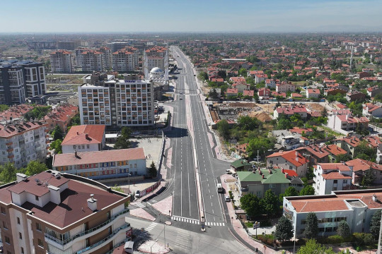 KÜÇÜK AYMANAS CADDESİ